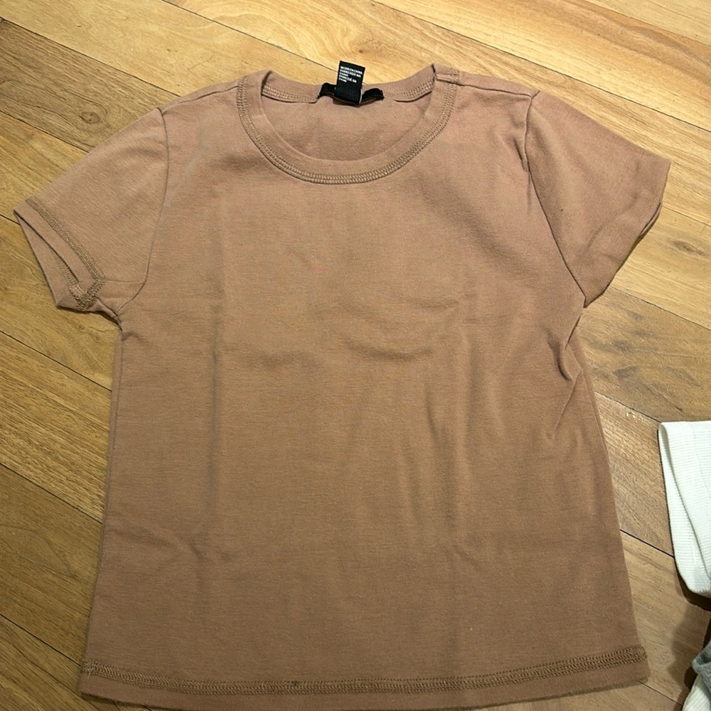 Forever 21 tee shirt